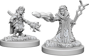 Dungeons & Dragons Nolzur`s Marvelous Unpainted Miniatures: W6 Female Gnome Wizard