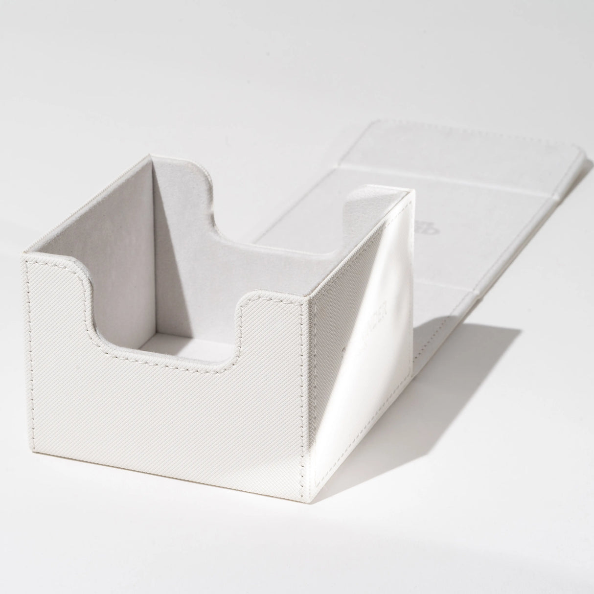 Ultimate Guard Sidewinder 133+ Mono-color - White