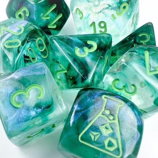 Chessex Dice: Lab Dice 6 Borealis: Poly Kelp/light green Luminary 7-Die Set