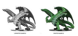 Pathfinder Deep Cuts Unpainted Miniatures: Gargantuan Green Dragon